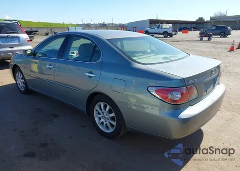 2002 Lexus Es 300 z USA, uszkodzony, nr VIN JTHBF30G820067257